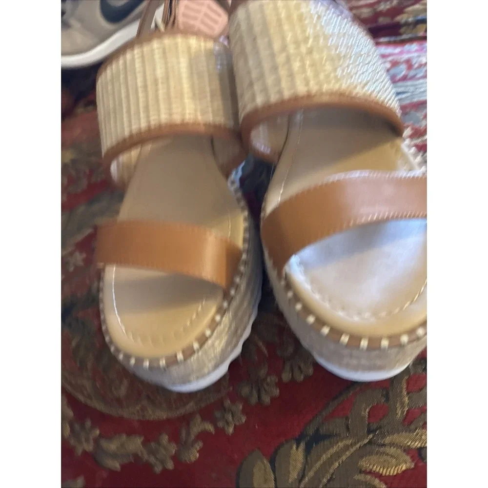 Women's Size 10 Soda Espadrille Platform Wedge Sanders